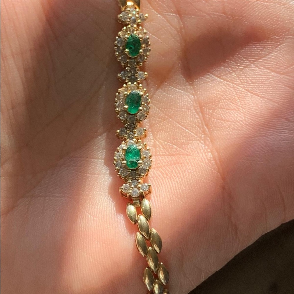 14k gold Emerald and Diamond bracelet
